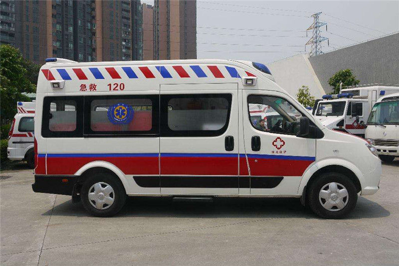 患者在等待救護(hù)車出租時(shí)需要注意什么？
